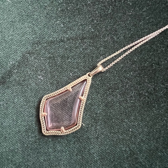 Kendra Scott Alex Pendant - Picture 3 of 3